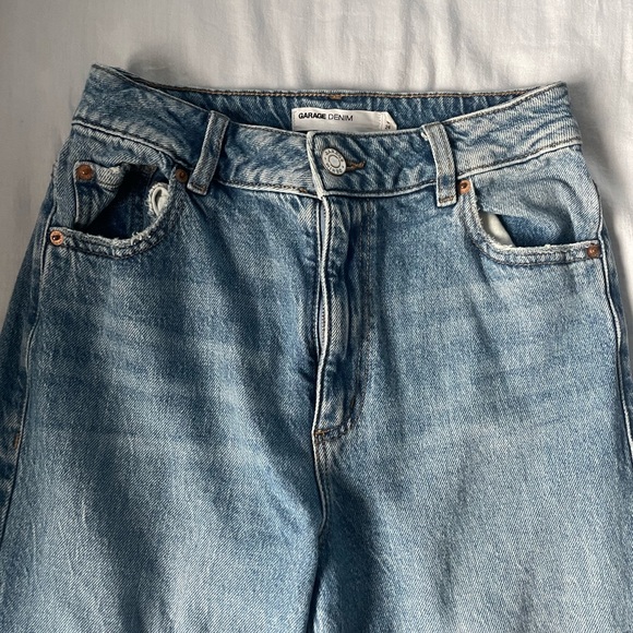 Straight leg jeans - Picture 2 of 4